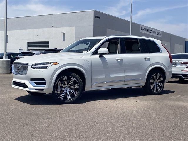 2024 Volvo XC90 Recharge Plug-In Hybrid Ultimate Bright Theme