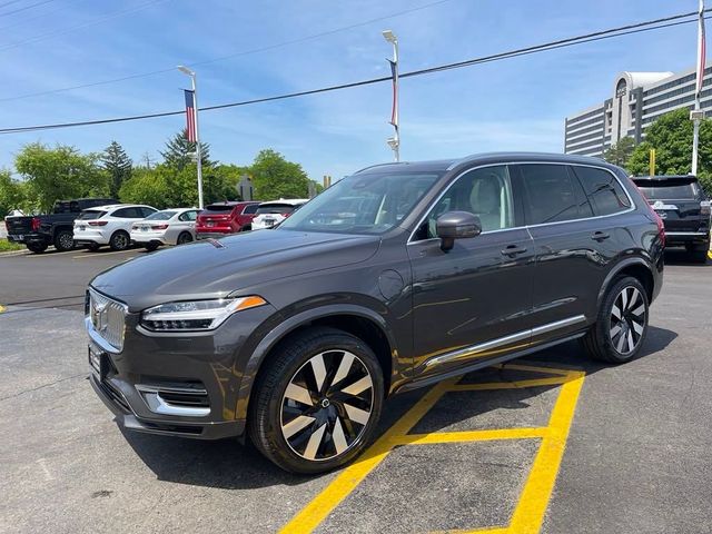 2024 Volvo XC90 Recharge Plug-In Hybrid Ultimate Bright Theme