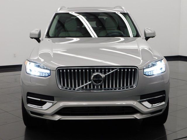 2024 Volvo XC90 Recharge Plug-In Hybrid Ultimate Bright Theme