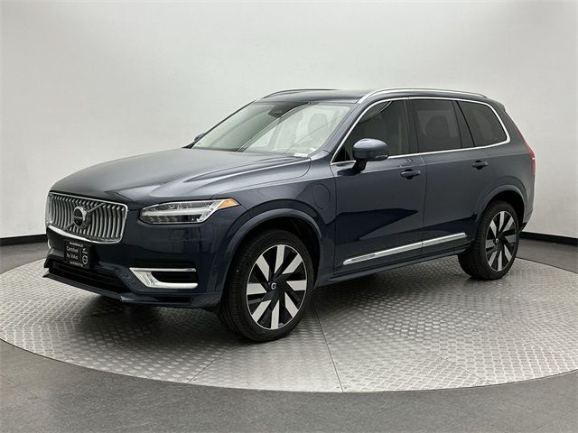 2024 Volvo XC90 Recharge Plug-In Hybrid Ultimate Bright Theme