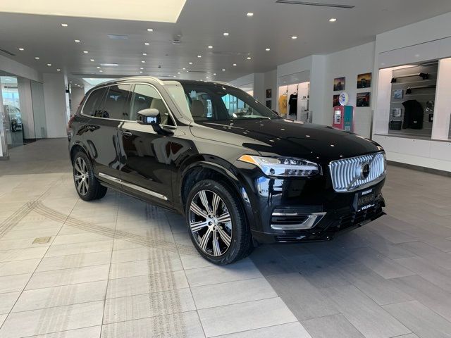 2024 Volvo XC90 Recharge Plug-In Hybrid Ultimate Bright Theme