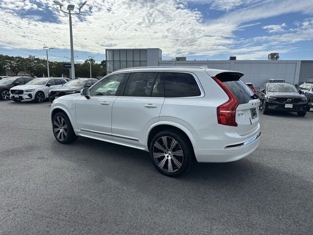 2024 Volvo XC90 Recharge Plug-In Hybrid Ultimate Bright Theme