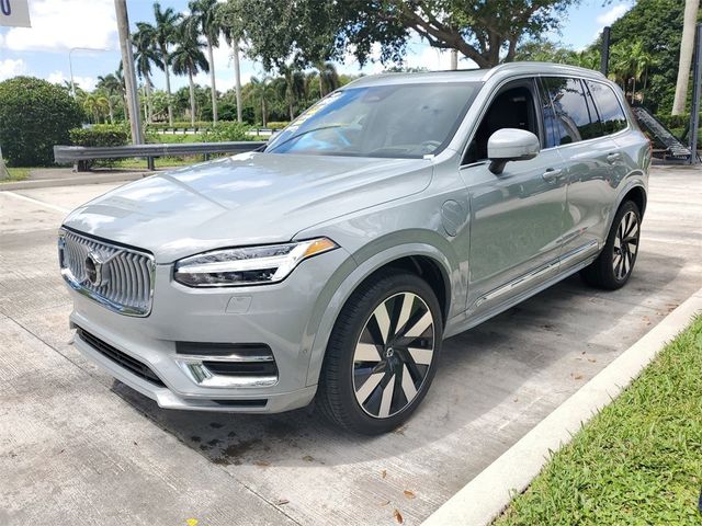 2024 Volvo XC90 Recharge Plug-In Hybrid Ultimate Bright Theme