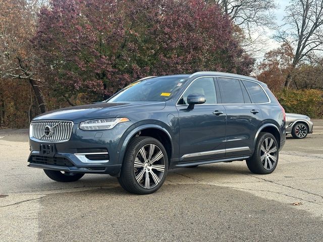 2024 Volvo XC90 Recharge Plug-In Hybrid Ultimate Bright Theme