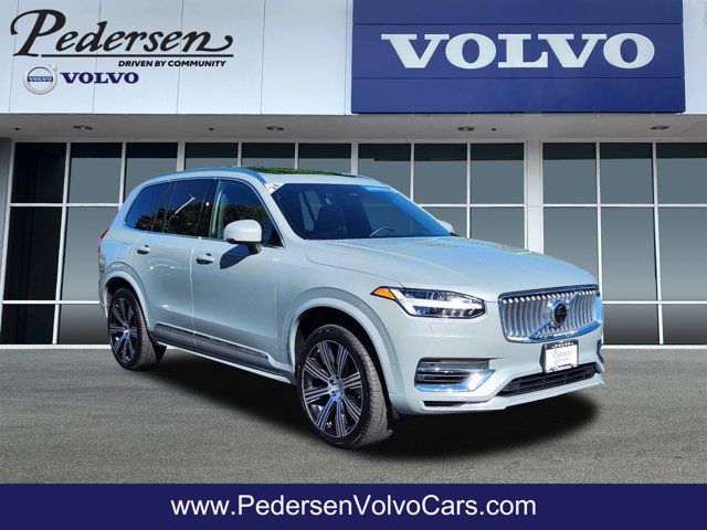 2024 Volvo XC90 Recharge Plug-In Hybrid Ultimate Bright Theme