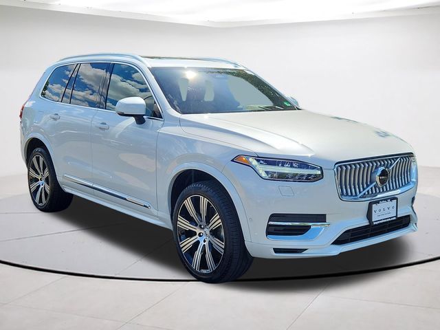 2024 Volvo XC90 Recharge Plug-In Hybrid Ultimate Bright Theme