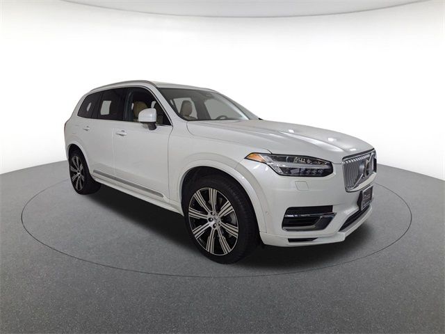 2024 Volvo XC90 Recharge Plug-In Hybrid Ultimate Bright Theme