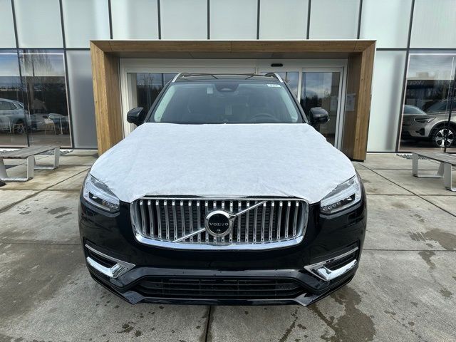 2024 Volvo XC90 Recharge Plug-In Hybrid Ultimate Bright Theme