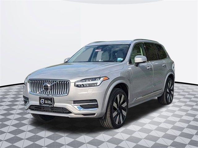 2024 Volvo XC90 Recharge Plug-In Hybrid Ultimate Bright Theme