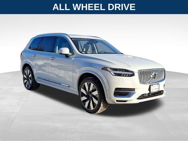 2024 Volvo XC90 Recharge Plug-In Hybrid Ultimate