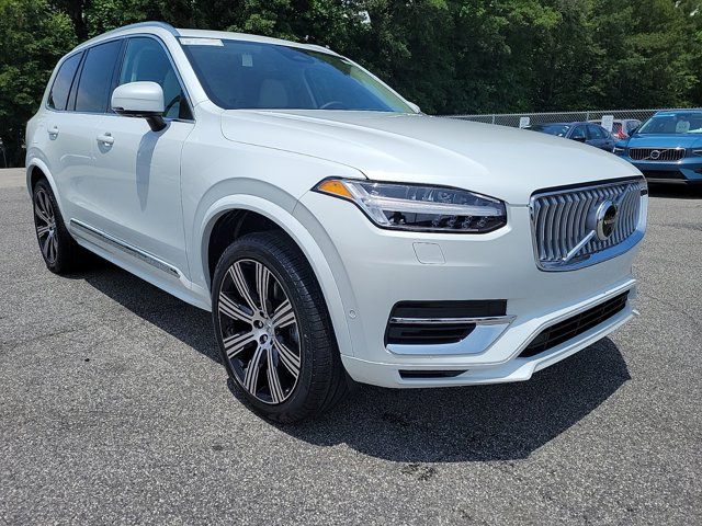 2024 Volvo XC90 Recharge Plug-In Hybrid Ultimate