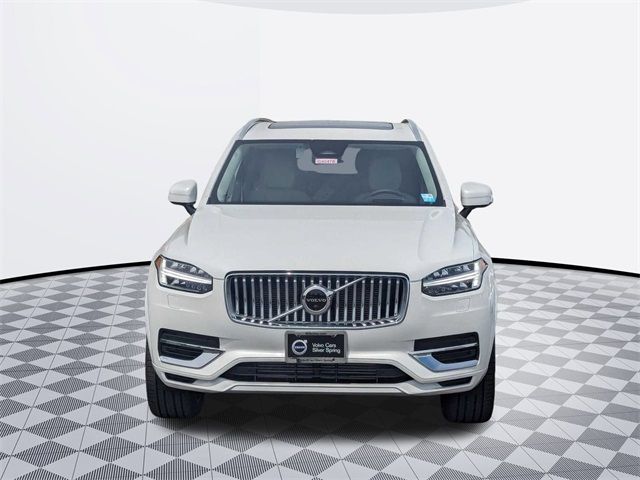 2024 Volvo XC90 Recharge Plug-In Hybrid Ultimate Bright Theme