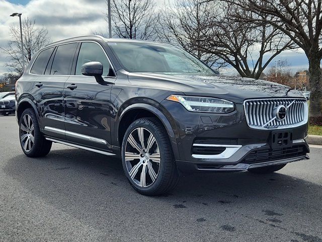 2024 Volvo XC90 Recharge Plug-In Hybrid Ultimate Bright Theme