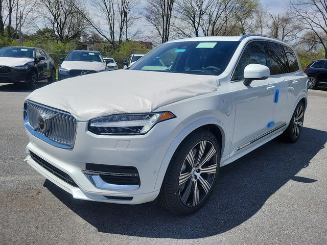 2024 Volvo XC90 Recharge Plug-In Hybrid Ultimate Bright Theme