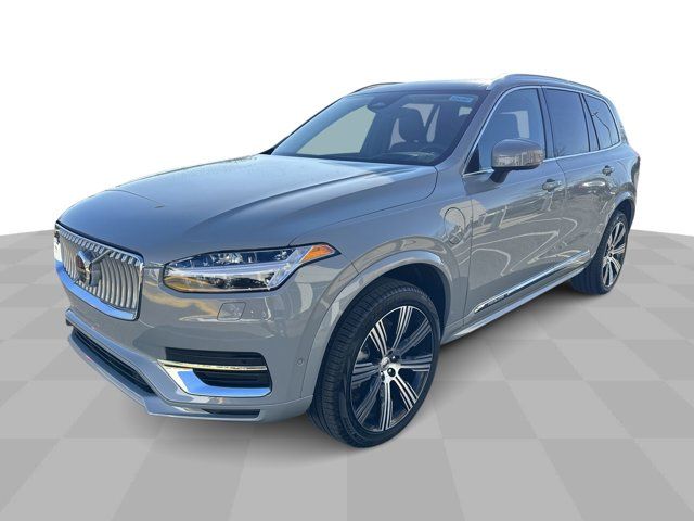 2024 Volvo XC90 Recharge Plug-In Hybrid Ultimate Bright Theme