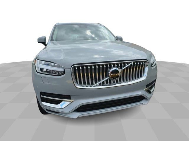 2024 Volvo XC90 Recharge Plug-In Hybrid Ultimate Bright Theme