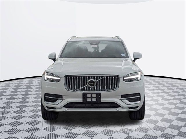 2024 Volvo XC90 Recharge Plug-In Hybrid Ultimate Bright Theme