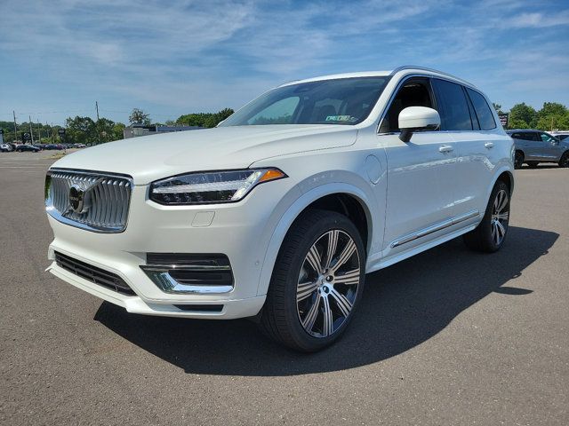 2024 Volvo XC90 Recharge Plug-In Hybrid Ultimate Bright Theme