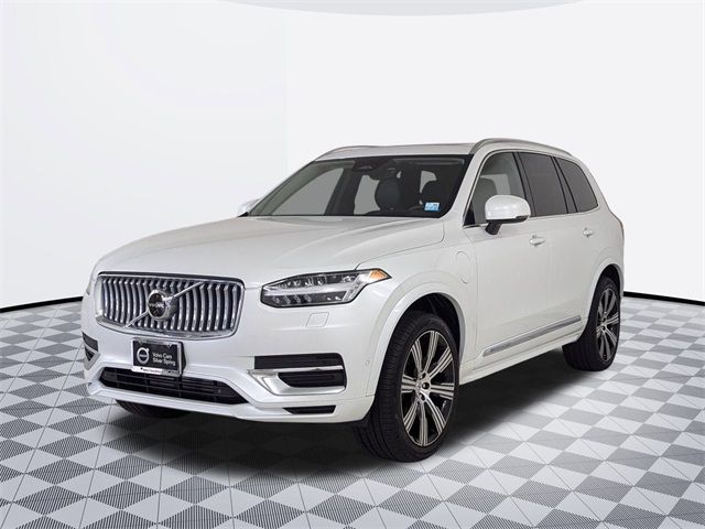 2024 Volvo XC90 Recharge Plug-In Hybrid Ultimate Bright Theme