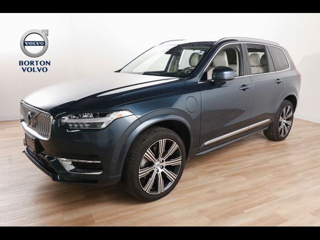 2024 Volvo XC90 Recharge Plug-In Hybrid Ultimate Bright Theme