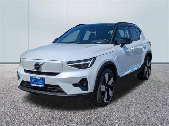 2024 Volvo XC40 Recharge Pure Electric Plus