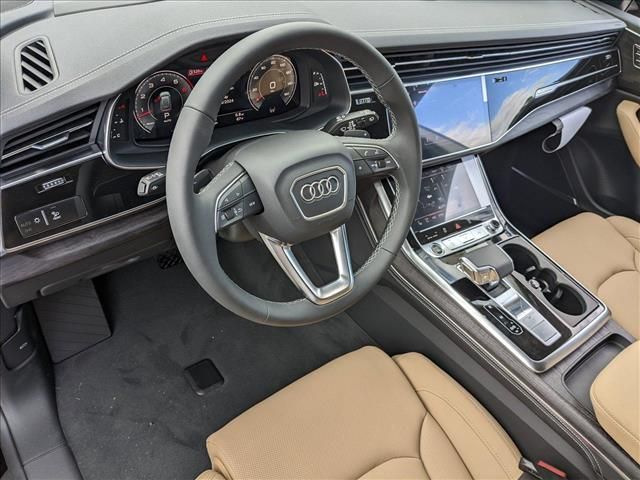 2025 Audi Q8 Prestige