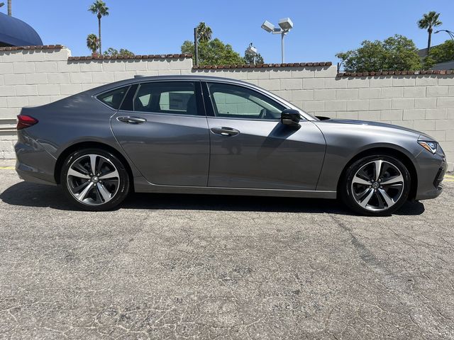 2025 Acura TLX Technology