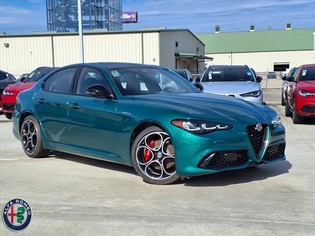 2025 Alfa Romeo Giulia Base