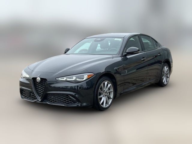 2025 Alfa Romeo Giulia Base