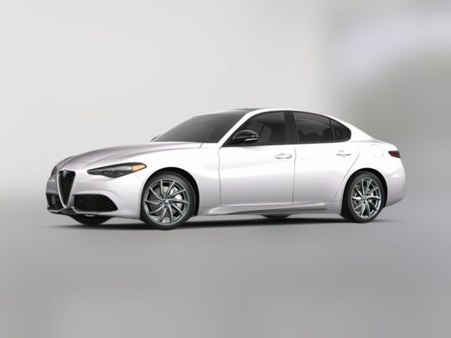 2025 Alfa Romeo Giulia Base