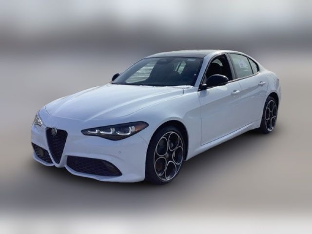 2025 Alfa Romeo Giulia Base