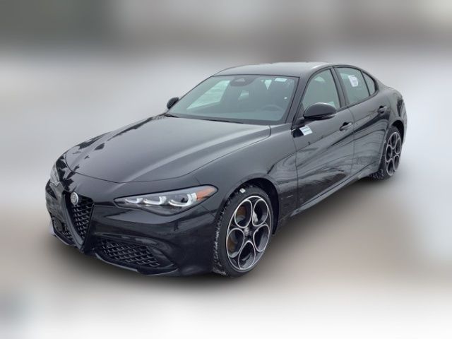 2025 Alfa Romeo Giulia Base