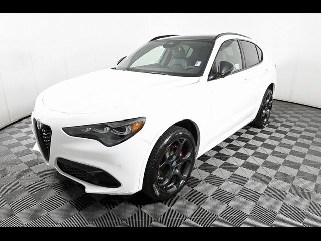 2025 Alfa Romeo Stelvio Special Edition