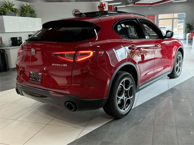 2025 Alfa Romeo Stelvio Sprint