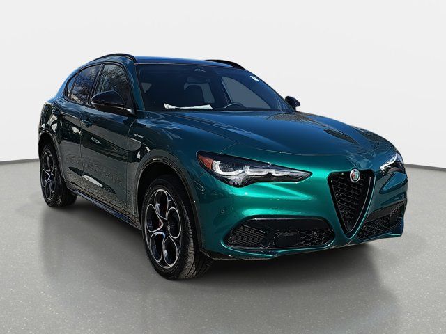 2025 Alfa Romeo Stelvio Sprint