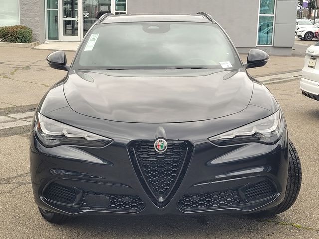 2025 Alfa Romeo Stelvio Sprint