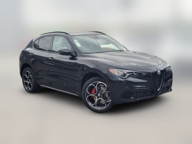 2025 Alfa Romeo Stelvio Sprint