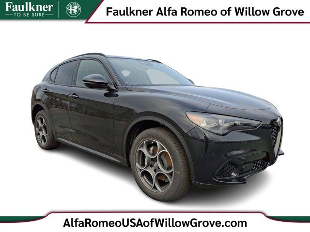 2025 Alfa Romeo Stelvio Sprint