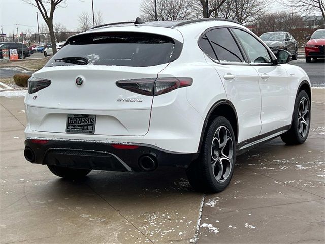 2025 Alfa Romeo Stelvio Sprint