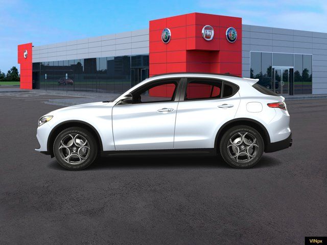 2025 Alfa Romeo Stelvio Sprint