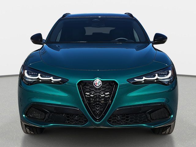 2025 Alfa Romeo Stelvio Sprint