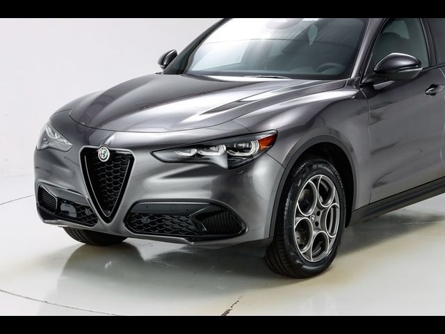 2025 Alfa Romeo Stelvio Sprint