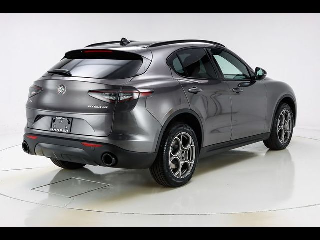 2025 Alfa Romeo Stelvio Sprint