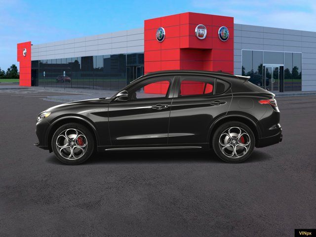 2025 Alfa Romeo Stelvio Sprint