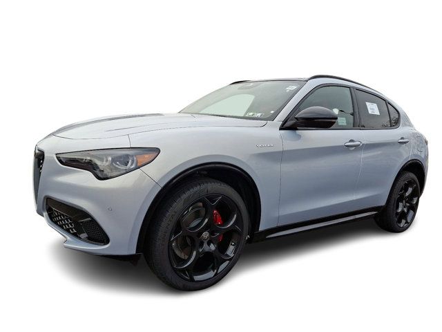 2025 Alfa Romeo Stelvio Sprint