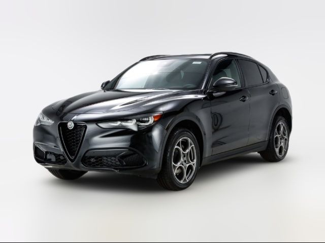 2025 Alfa Romeo Stelvio Sprint