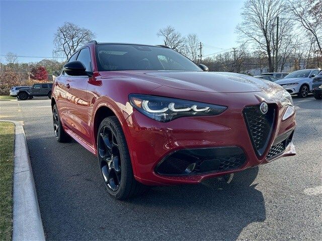 2025 Alfa Romeo Stelvio Special Edition