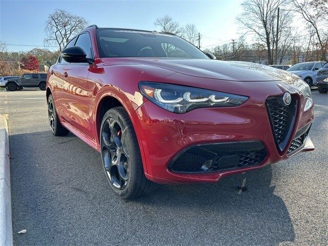 2025 Alfa Romeo Stelvio Special Edition