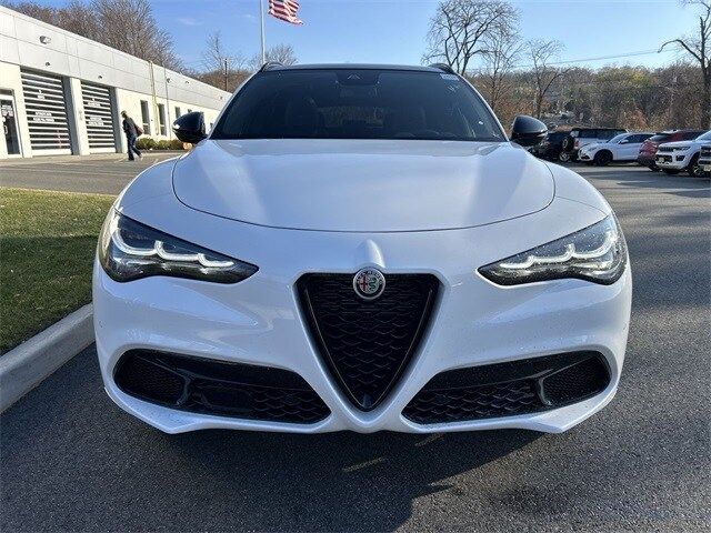 2025 Alfa Romeo Stelvio Special Edition