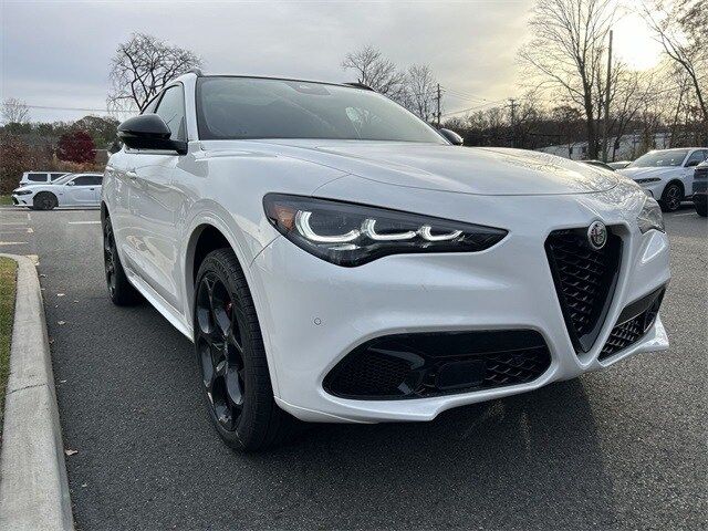 2025 Alfa Romeo Stelvio Special Edition